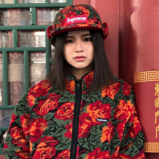 Fei Fei - cô gái chi hàng nghìn đô mỗi tháng vào thời trang đường phố
