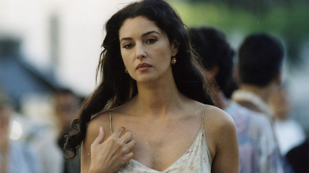 monica bellucci - elle man 2