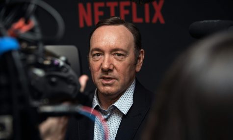Netflix sa thải Kevin Spacey vì bê bối quấy rối tình dục trong quá khứ