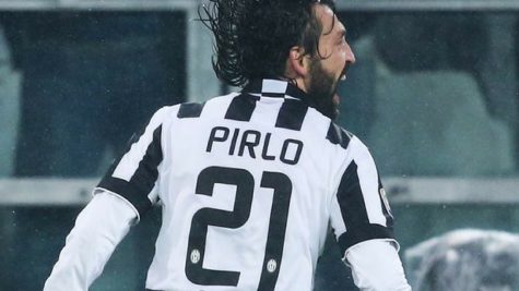 Andrea Pirlo: "Quả bóng lăn về phía sau đồi"