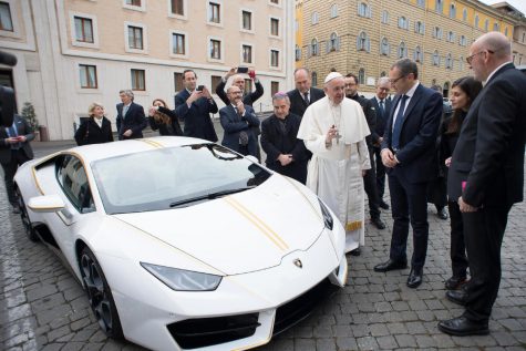 Món quà "siêu đặc biệt" cho Đức Giáo Hoàng Francis, Lamborghini Huracán