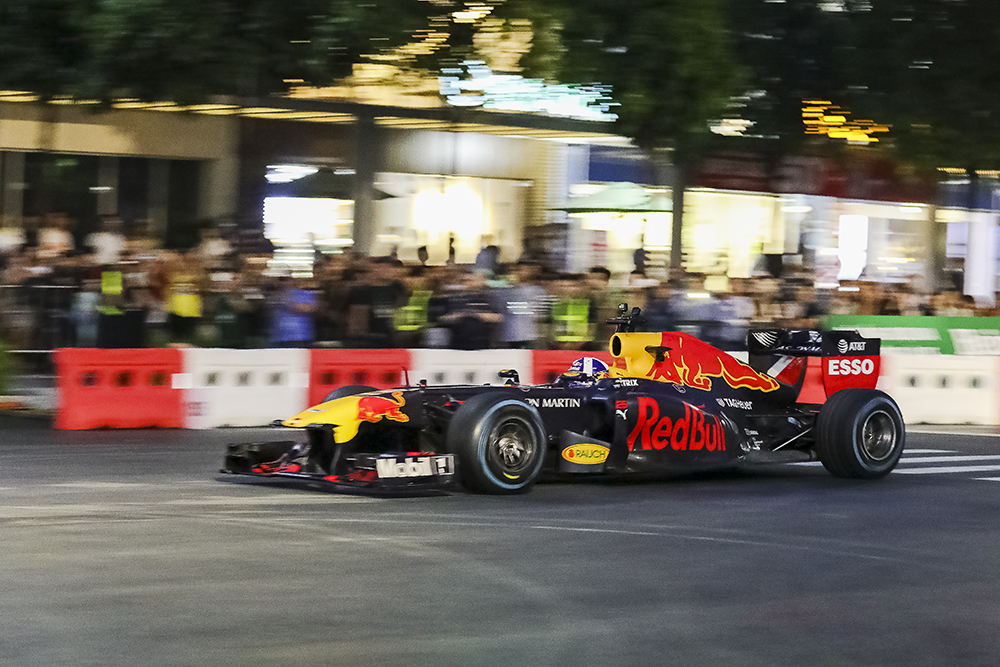 giai dua F1 - david coulthard - elle man 2.1
