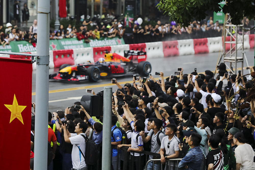 giai dua F1 - david coulthard - elle man 2