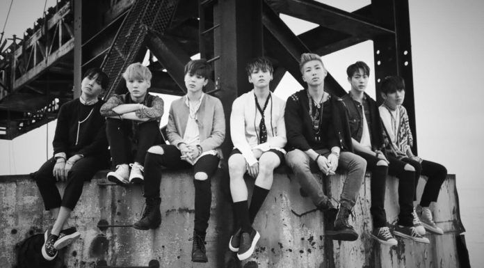 BTS là một nhóm nhạc nam của Hàn Quốc gồm 7 thành viên ra mắt vào 13 tháng 6 năm 2013 
