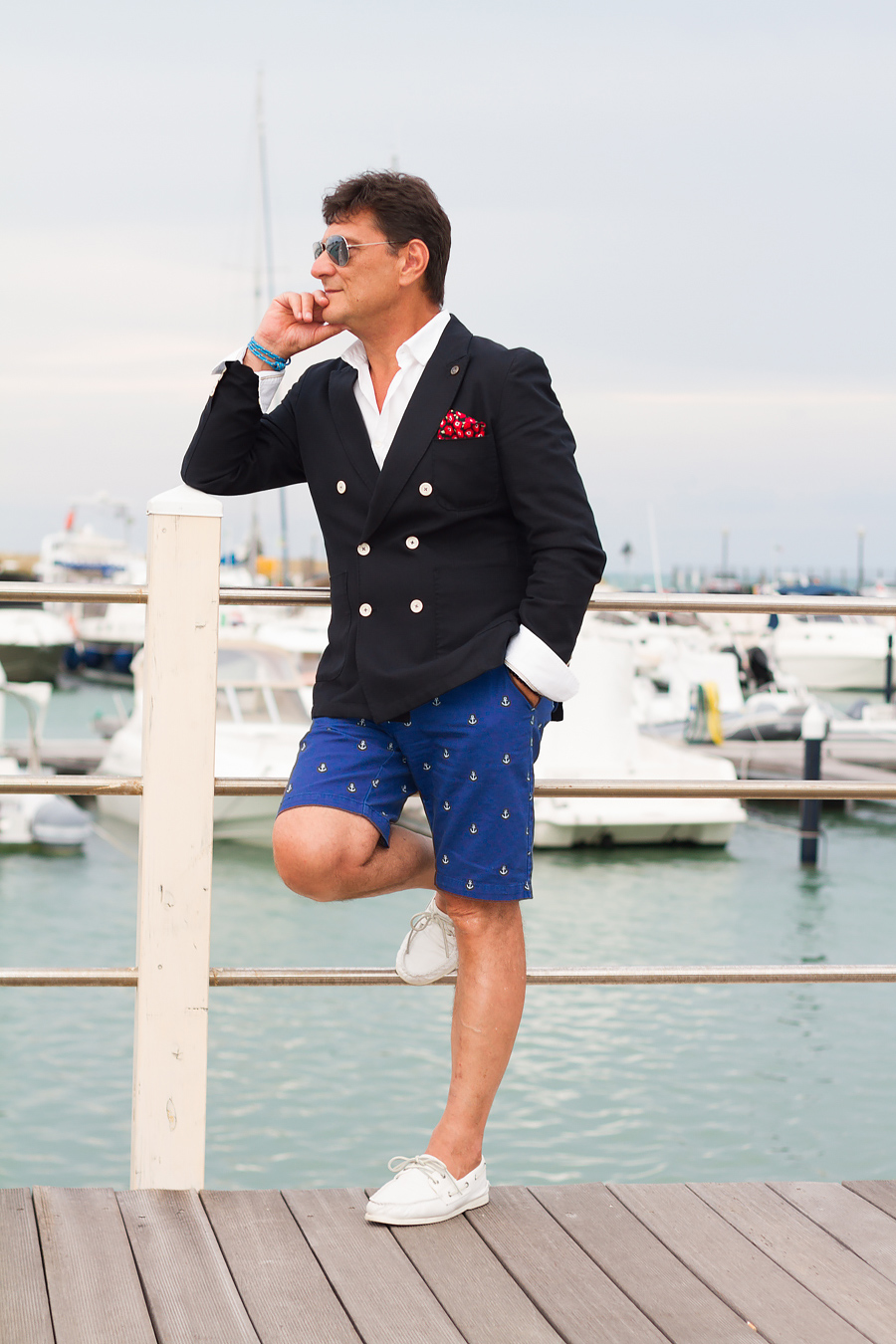 ELLE Man Style Calendar ‘F5’ phong cách với chiếc quần short đi biển. (27)