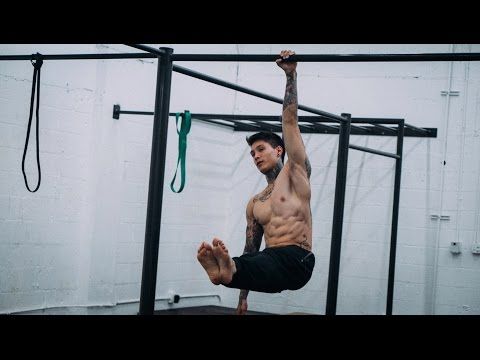 quai vat the hinh chris heria - source henx - elle man 2