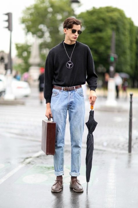 Dad jeans create a classic look but no less luxurious.  Photo: Fashion Jerseys