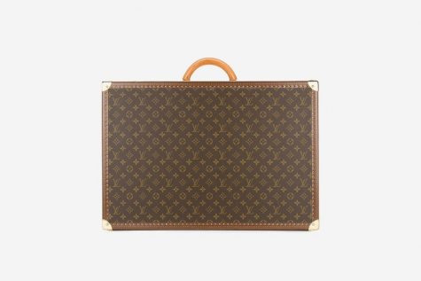 Chiếc cặp cổ điển của thương hiệu đình đám Louis Vuitton có mứa giá khoảng 5800$. Ảnh: Highsnobiety