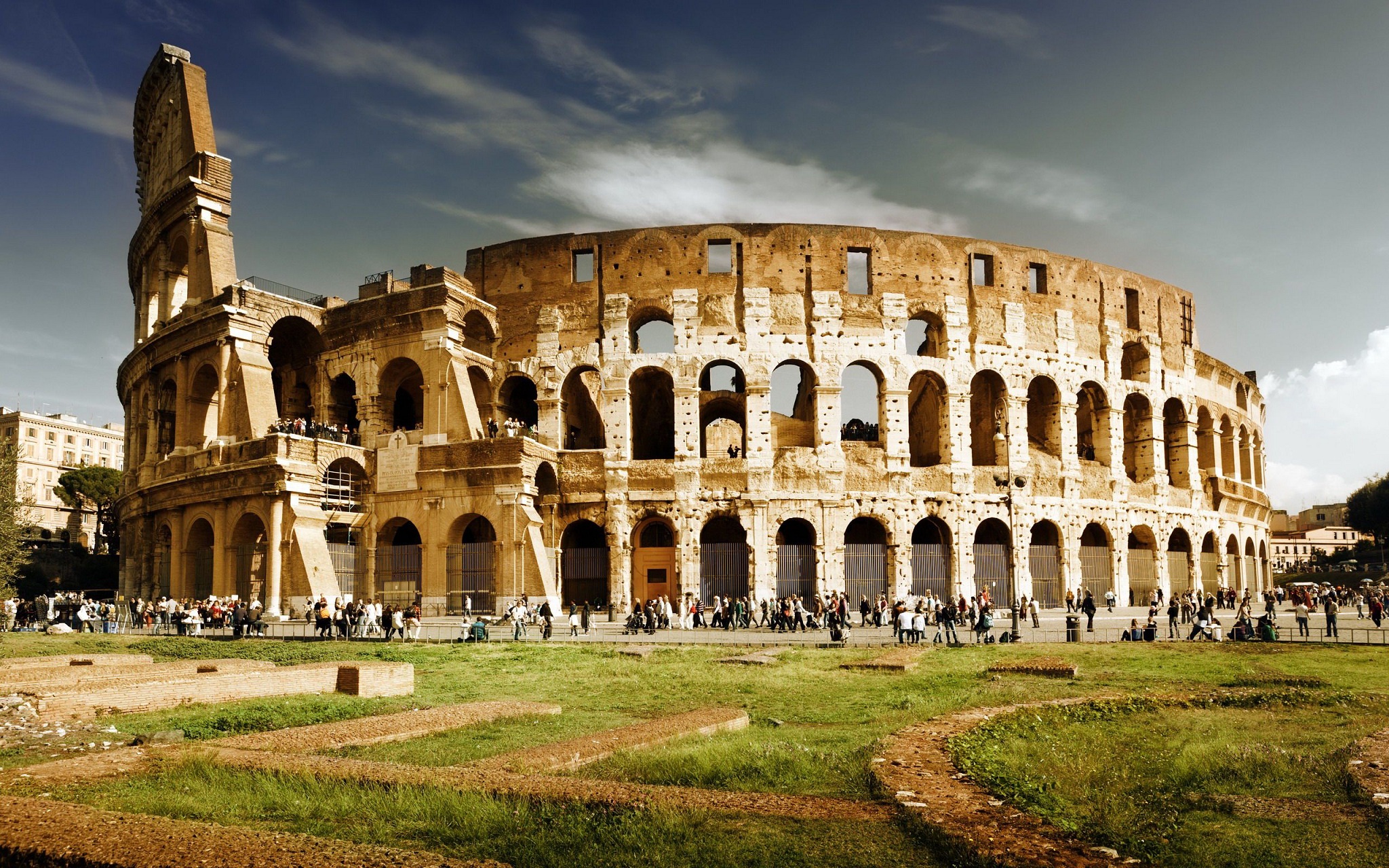 Roma là một trong những kinh đổ của Châu Âu trung cổ. Ảnh: Bestprice Travel