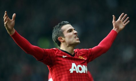 Robin van Persie: Lưng chừng của số phận