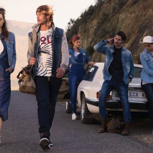 6 bản phối tuyệt vời cho phong cách Double Denim 2018