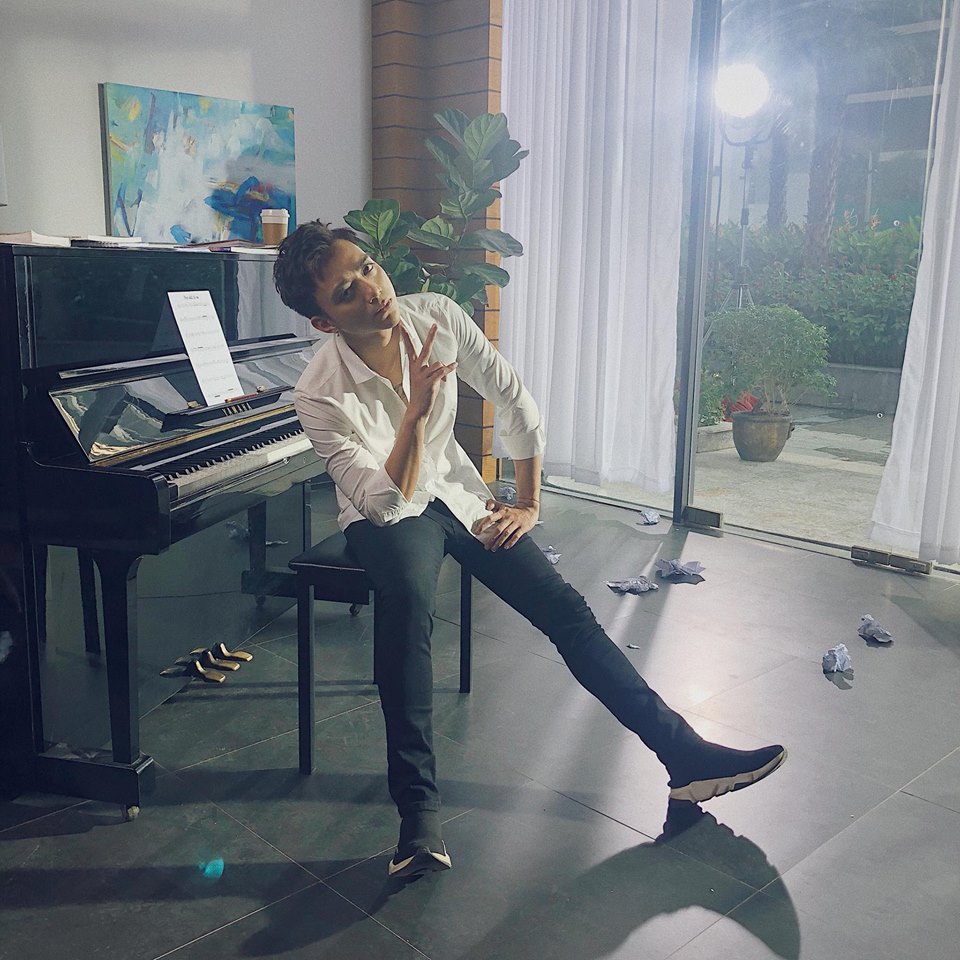 ELLE Man Style Calendar cá tính phong cách sao Soobin Hoàng Sơn (16)