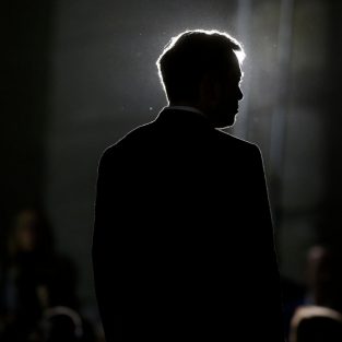 Elon Musk: Vì người dẫn đầu luôn đơn độc
