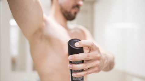 Nam giới cần lưu gì những gì khi lựa chọn các sản phẩm xịt khử mùi?