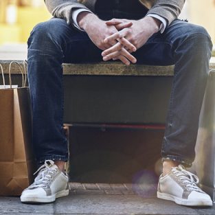 Bí quyết mua sắm quần áo ngày lễ Tết dành cho người bận rộn Bí quyết mua sắm quần áo ngày lễ Tết dành cho người bận rộn