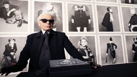 Biểu tượng thời trang của Chanel - Karl Lagerfeld qua đời ở tuổi 85