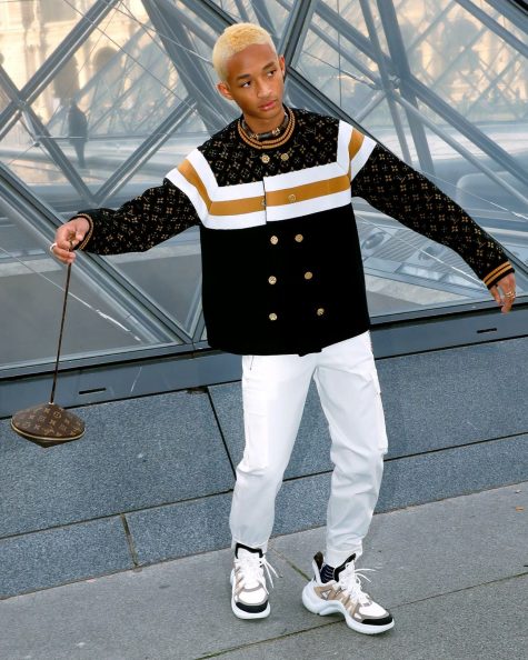 Jaden Smith xuất hiện với nguyên cây LV thời thượng nhưng cũng gần gũi, trẻ trung. Ảnh: GQ