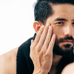 Tút vẻ đẹp trai hiện đại với 6 mẹo chăm sóc da nam cơ bản Tút vẻ đẹp trai hiện đại với 6 mẹo chăm sóc da nam cơ bản