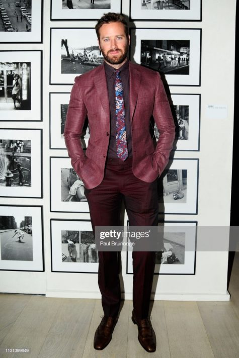 Armie Hammer lịch lãm trong top thời trang sao nam tuần này. Ảnh: Getty Images