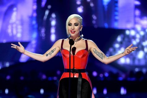 Có một Lady Gaga dung dị trong sự khác biệt | ELLE Man Việt Nam