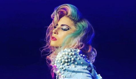 Có một Lady Gaga dung dị trong sự khác biệt