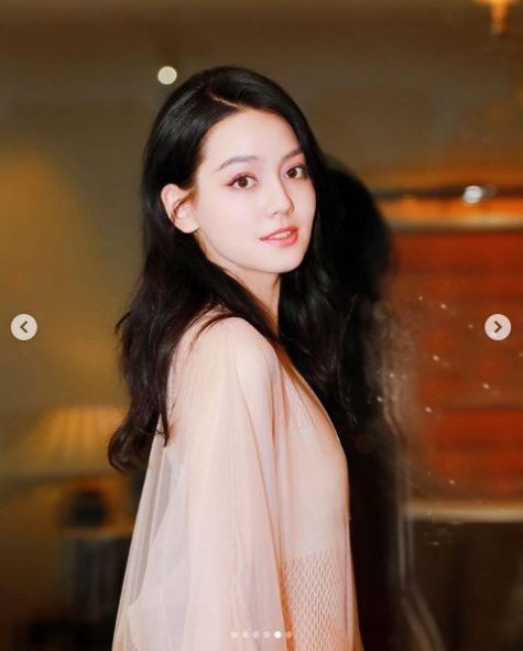 my nu Trung Quoc lai elle man 16