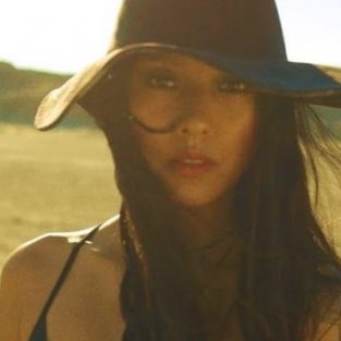 Lee Hyori: "Nữ hoàng" biết buông bỏ đỉnh cao
