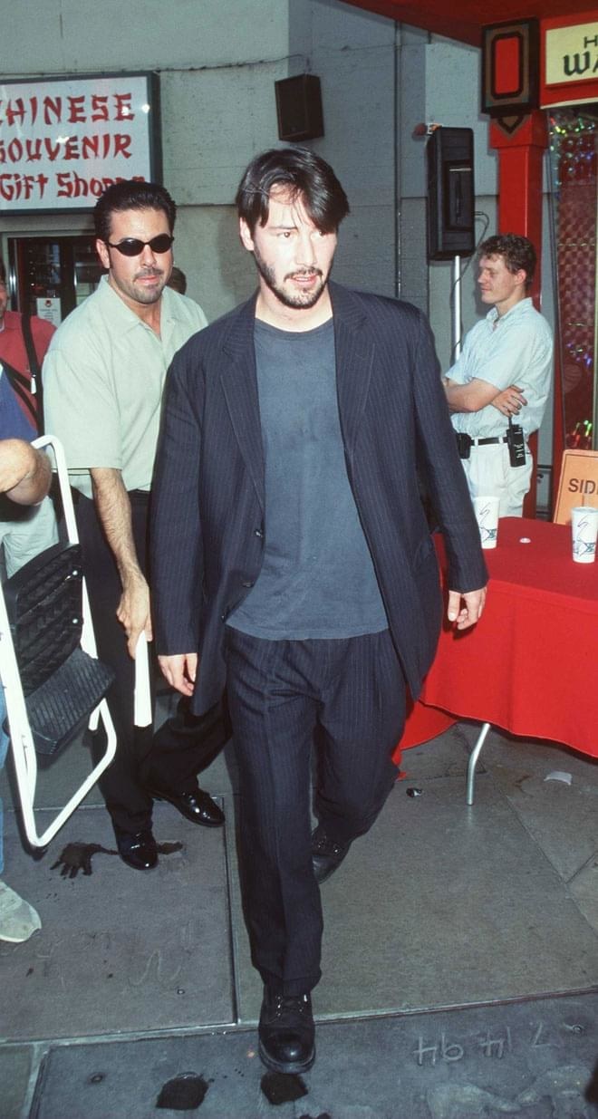 Diễn viên Keanu Reeves tại Hollywood Boulevard năm 1997. Ảnh: Getty Images