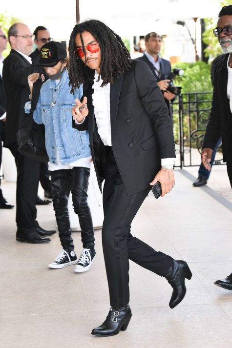 thời trang thảm đỏ - luka sabbat mặc suit celine đến cannes 2019