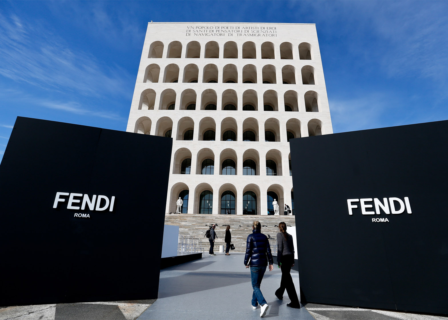 trụ sở chinh Palazzo della Civiltà Italiana của Fendi