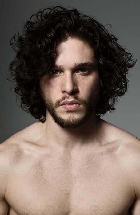 kiểu tóc nam dài của kit harrington