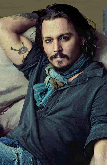 kiểu tóc nam dài của johnny depp