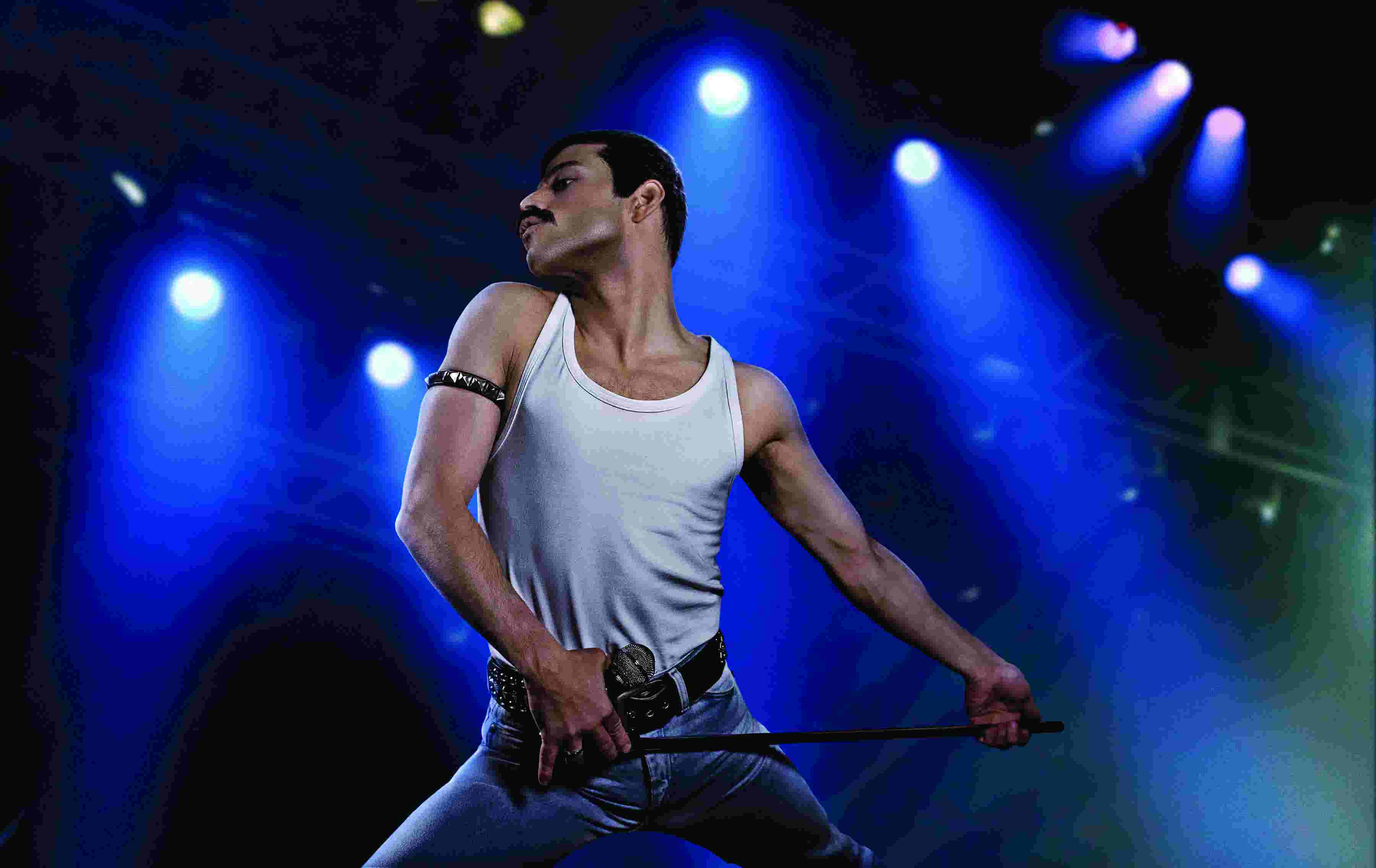 diễn viên rami malek-rami malek trong vai freddie mercury