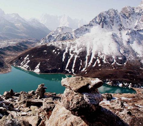 Hồ Gokyo tự nhiên nằm ở độ cao hơn 4.700 m tại Nepal.