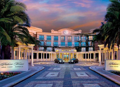 Khách sạn Versace Palazzo tại Gold Coast, Úc.