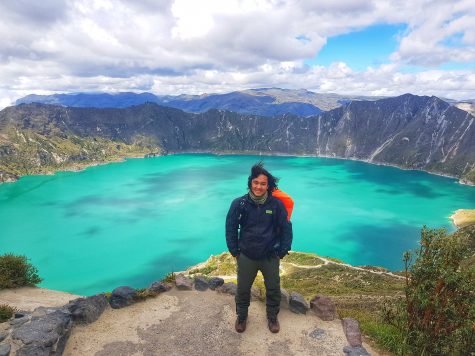 Hồ núi lửa Quilotoa trên dãy Andes, Ecuador