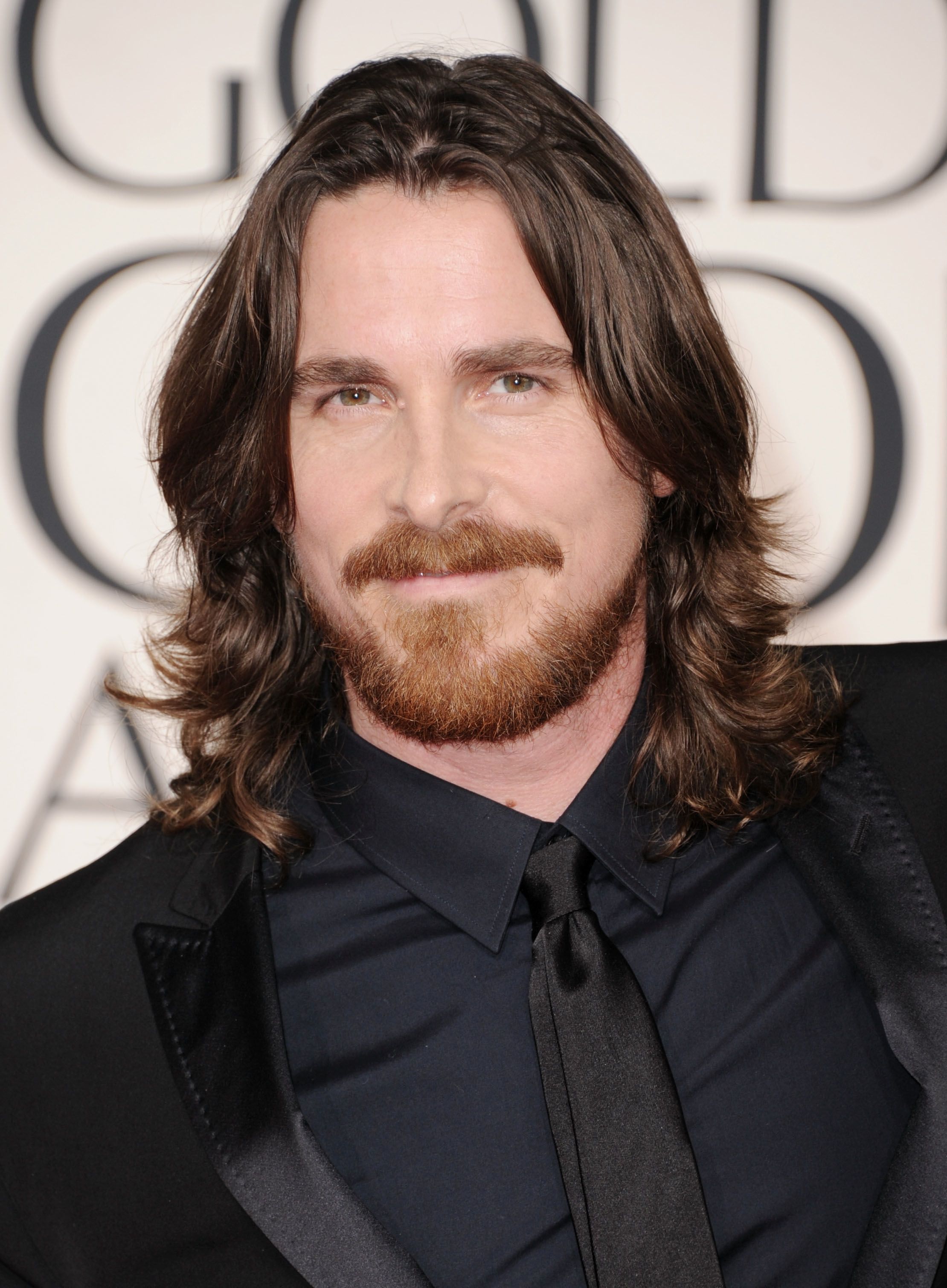 mái tóc dài elle man christian bale