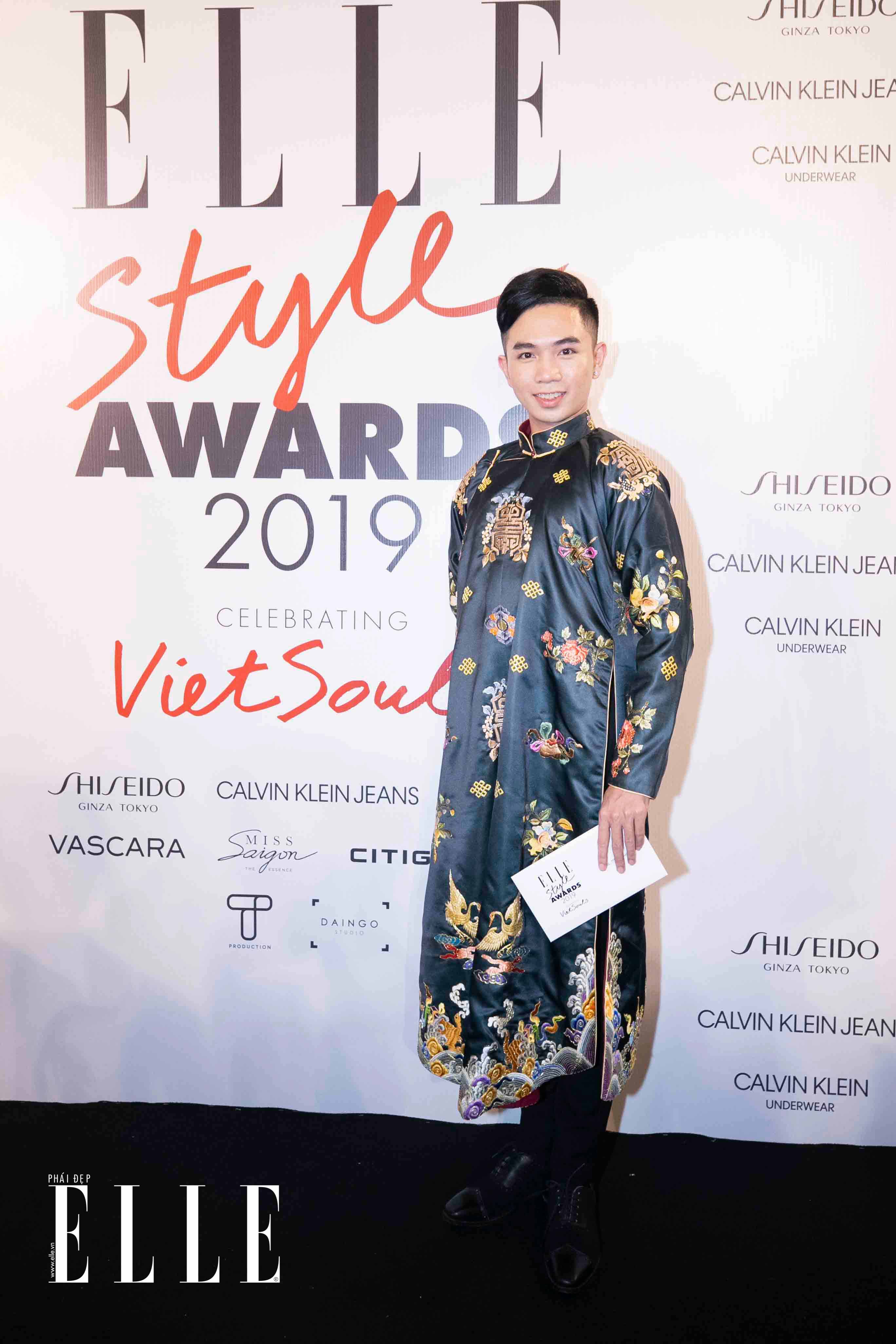 esas 2019 elle man mai trung hiếu