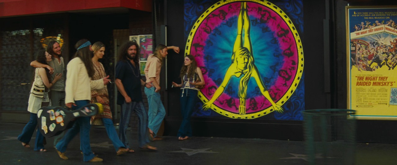 phong cách thời trang phim của dân hippie thập niên 60 trên đường phố