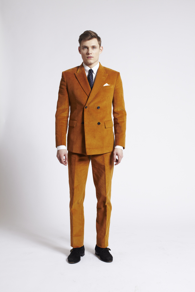 suit-corduroy-suit-nam-ELLE-Man-9-2019.jpg