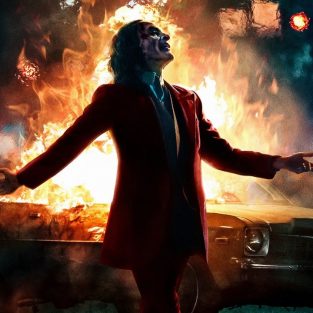 Review phim Joker: Hỗn loạn, điên rồ và khó xem