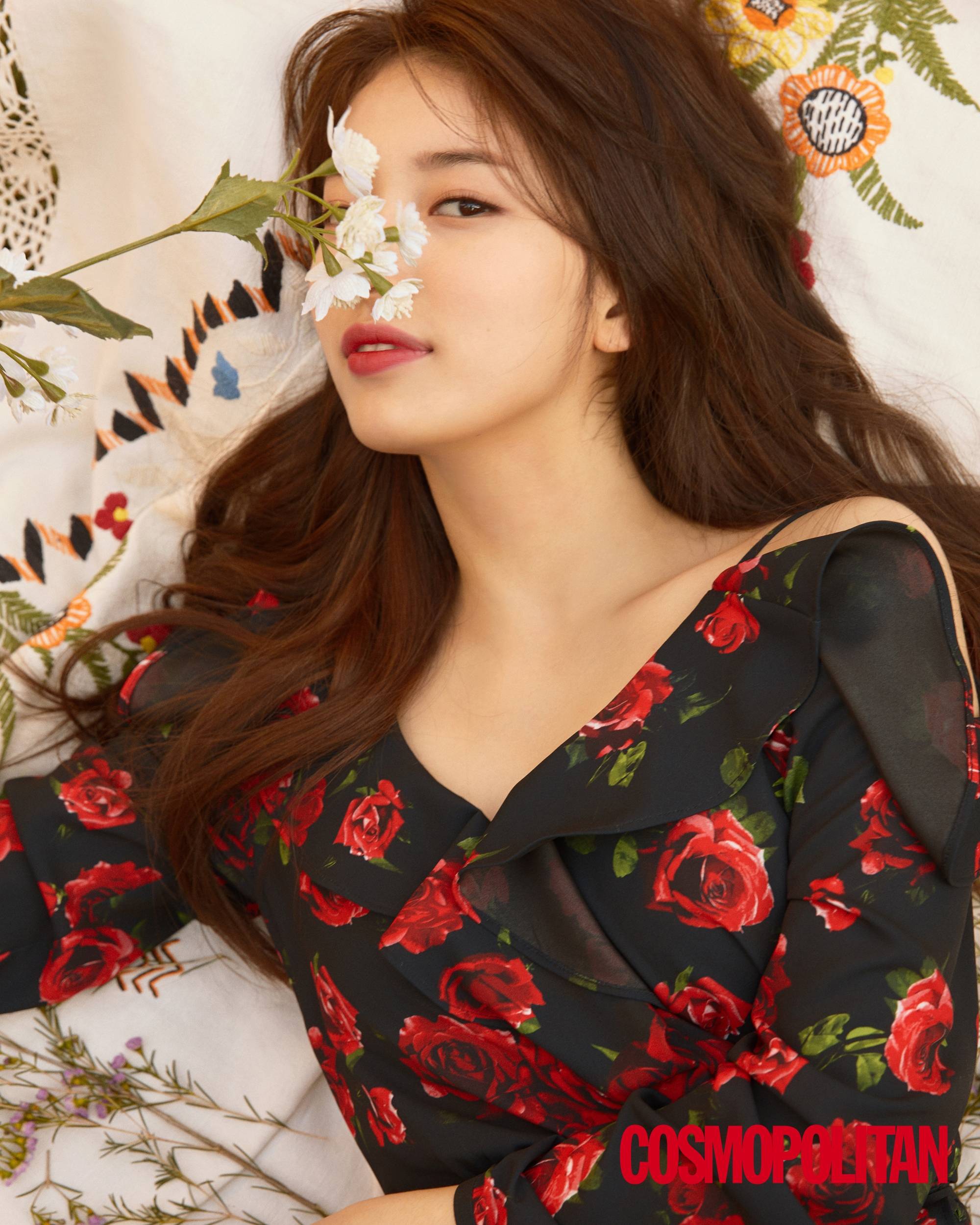 ca sĩ diễn viên Bae Suzy