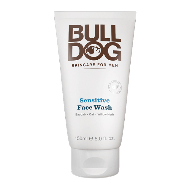 sửa rữa mặt nam Bulldog Sensitive Face Wash