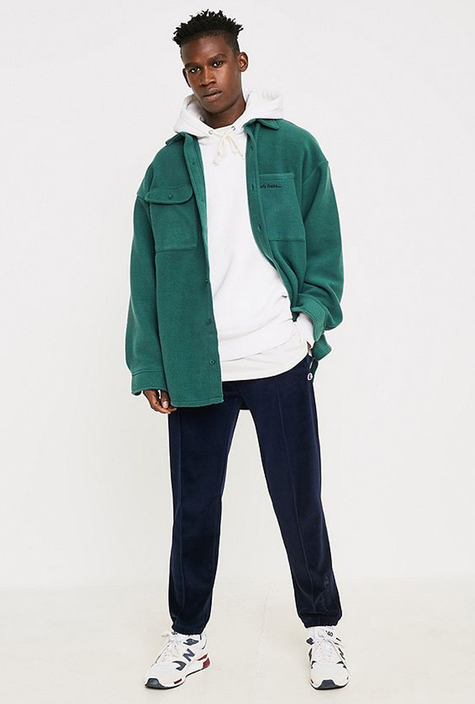 layering-ao-long-cuu-elle-man-1119-UO.jpg