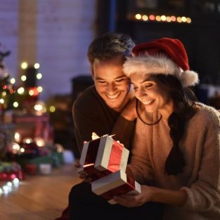 Gợi ý quà Giáng Sinh 2019 ý nghĩa tặng nàng