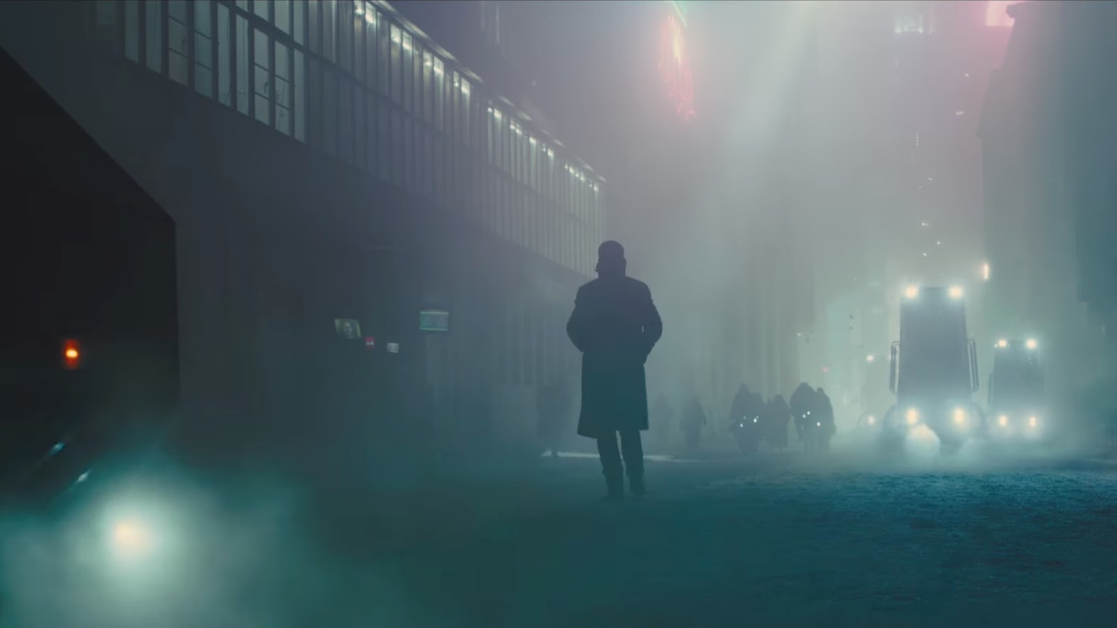 Review phim Blade Runner 2049: Điều gì khiến con người thực sự là con người? | ELLE Man Việt Nam