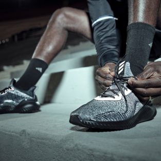 Top thương hiệu giày chạy bộ đáng chú ý ở từng phân khúc