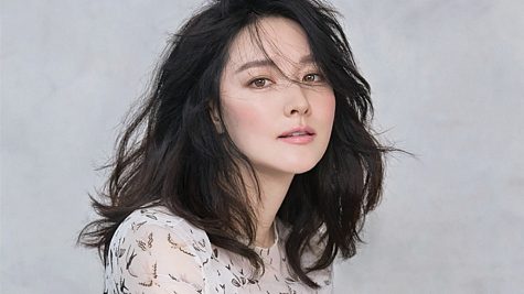 Lee Young Ae: Biết buông bỏ khi trên đỉnh cao danh vọng