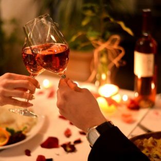 7 mẹo tâm lý giúp gây ấn tượng với nàng trong buổi hẹn hò đầu tiên