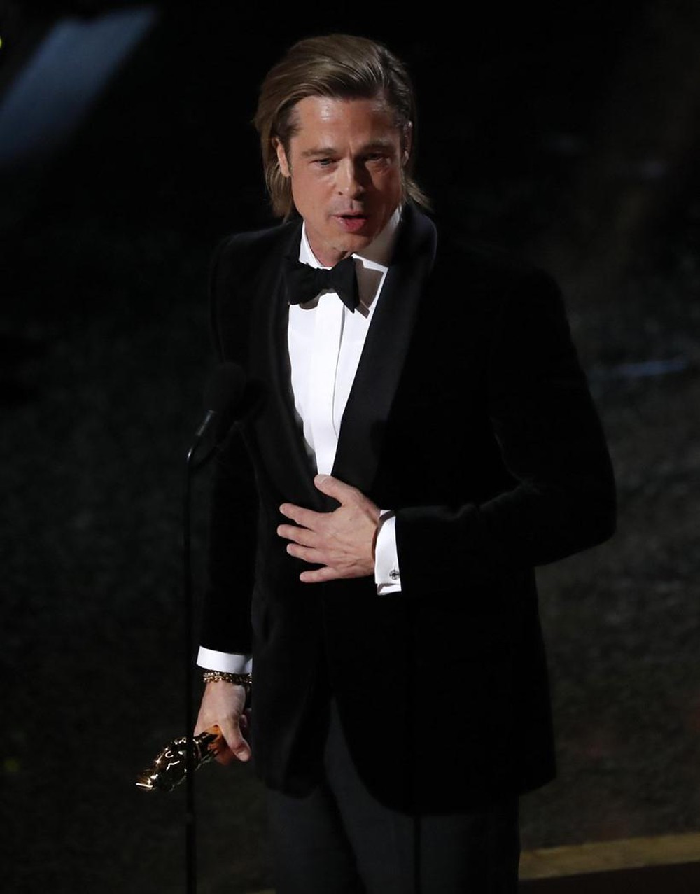 2-bradpitt-elleman-02202